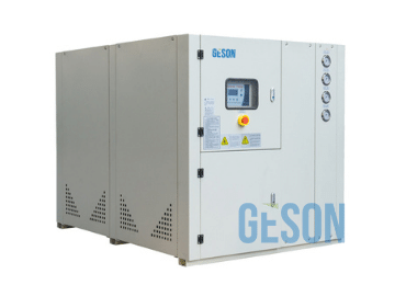 Water cooled scroll chiller